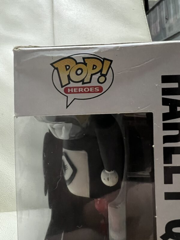 Harley Quinn Funko Pop! - Image 8