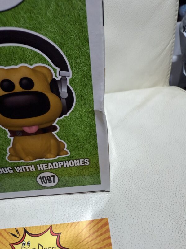 Dug with headset pop vinyl figure #1097 - Image 4