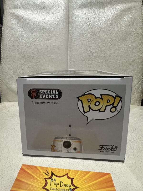 BB-8 (baseball) Funko Pop! - Image 5